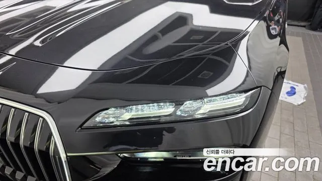 BMW 7 Series G70 — Фото автомобиля 22