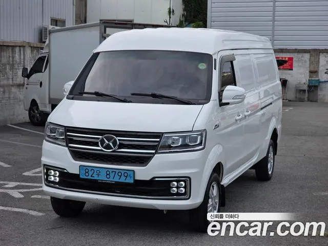 Xin yuan ET Van — Фото автомобиля 2