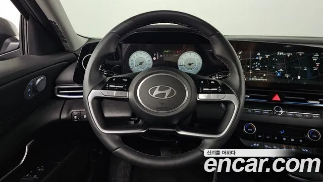 Hyundai Avante CN7 — Фото автомобиля 13