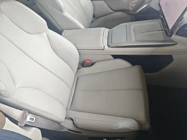 GAC Hyptec HT — Фото автомобиля 24
