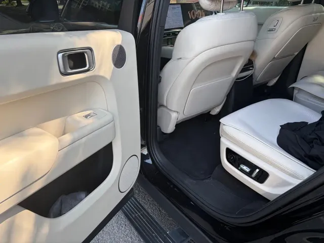 Li Auto L9 — Фото автомобиля 8