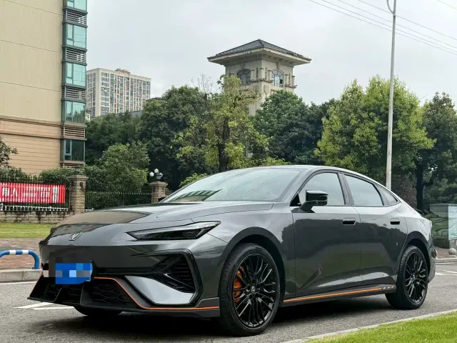 Фотография автомобиля — Changan UNI-V