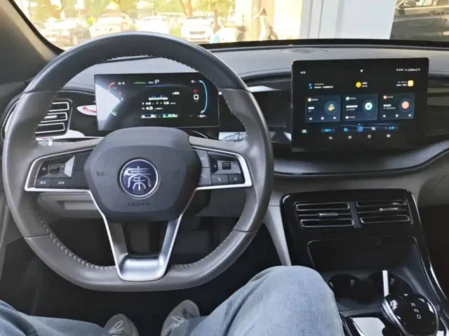 BYD Qin PLUS — Фото автомобиля 9