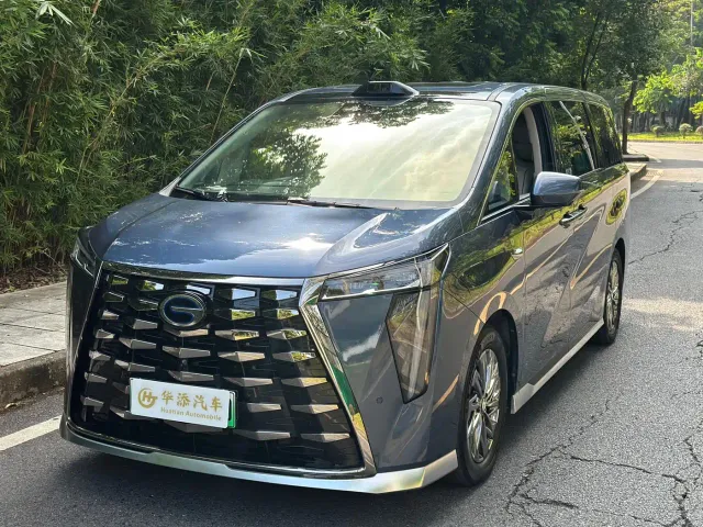 Фотография автомобиля — GAC Trumpchi Xiangwang M8