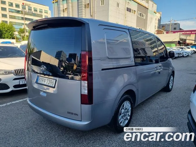 Hyundai Staria — Фото автомобиля 4