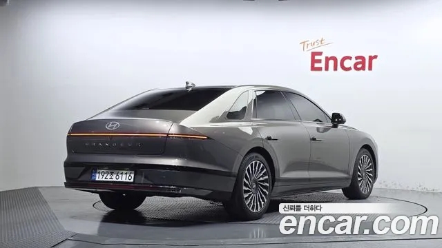 Hyundai Grandeur GN7 — Фото автомобиля 2