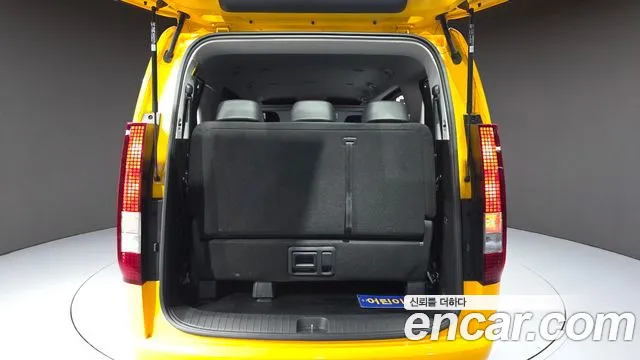 Hyundai Staria Staria L3.5 Школьный автобус — Фото автомобиля 27
