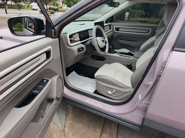 Geely ICON — Фото автомобиля 15