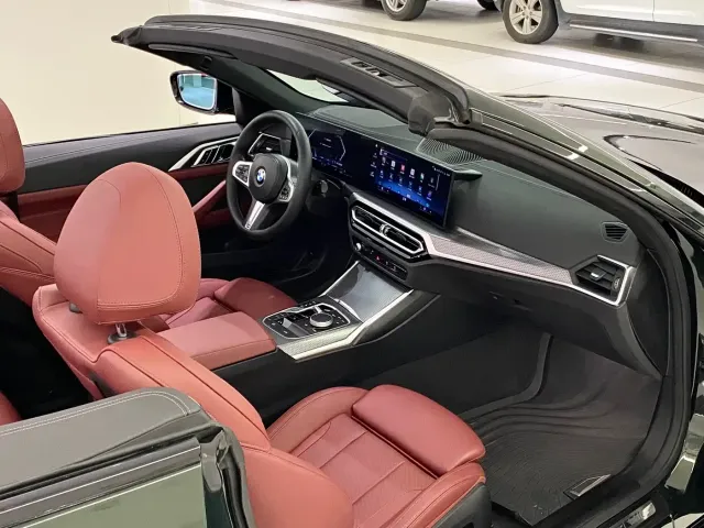 BMW BMW 4 Series 2023 425i Convertible M Sport Shadowline Package — Фото автомобиля 15