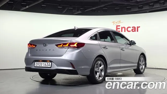 Hyundai Sonata — Фото автомобиля 2
