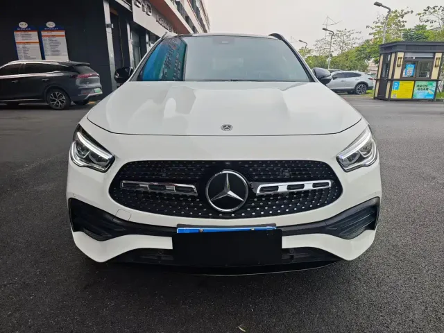Фотография автомобиля — Mercedes-Benz GLA-Class