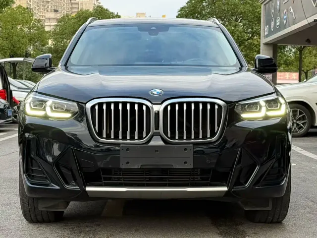 BMW X3 — Фото автомобиля 2