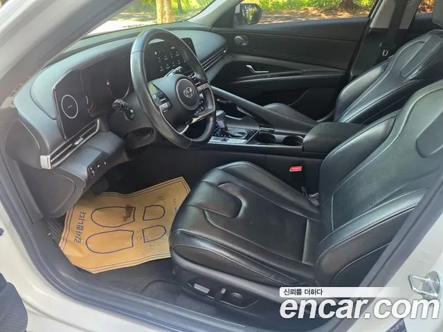 Hyundai AVANTE Avante (CN7) — Фото автомобиля 17