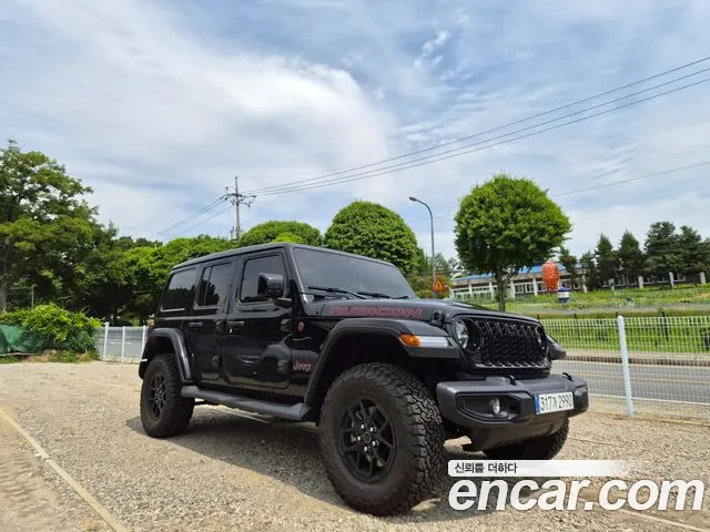 Jeep Wrangler — Фото автомобиля 3