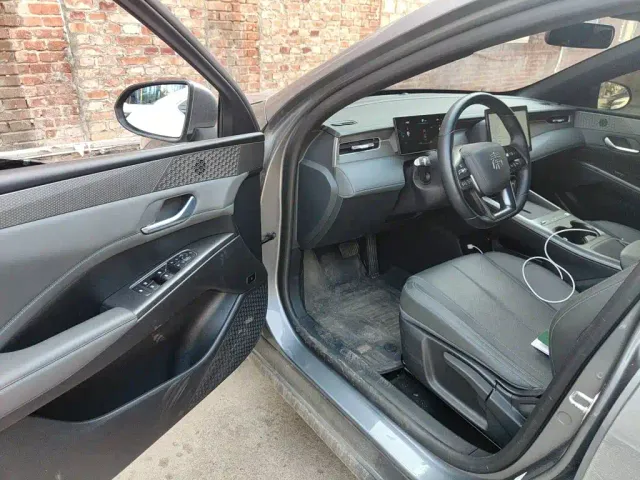 BYD Qin PLUS — Фото автомобиля 12