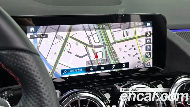 Mercedes-Benz GLA-Class — Фото автомобиля 13