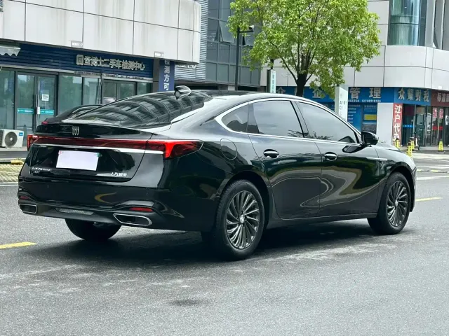 Buick LaCrosse — Фото автомобиля 9