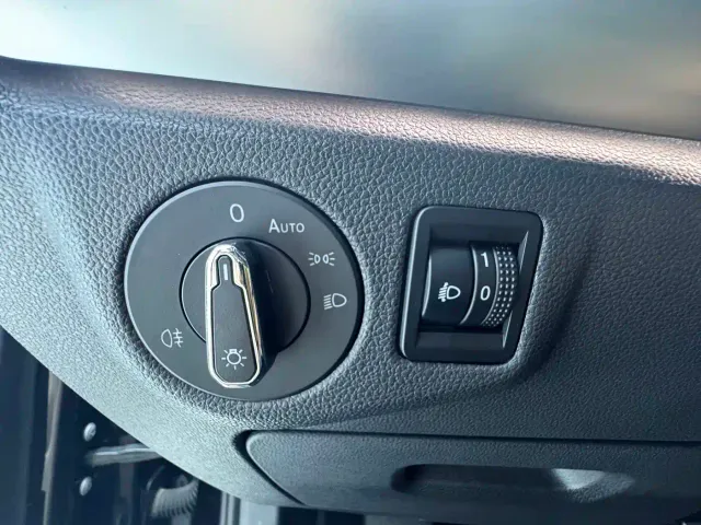 Volkswagen Lavida — Фото автомобиля 14