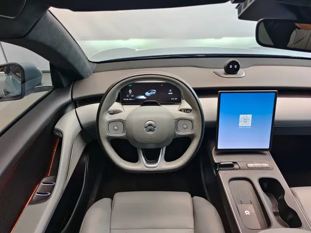Nio ET5 — Фото автомобиля 6