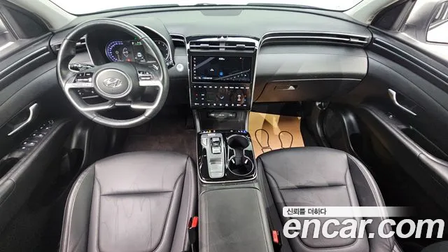 Hyundai Tucson Tucson (NX4) Дизель 2.0 2WD — Фото автомобиля 7