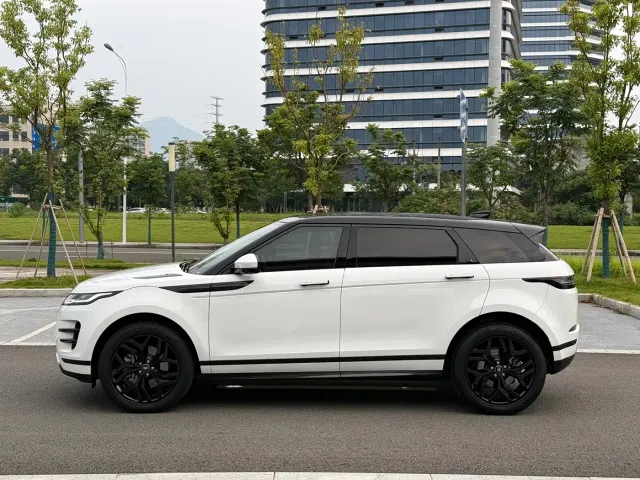 Land Rover Range Rover Evoque — Фото автомобиля 3