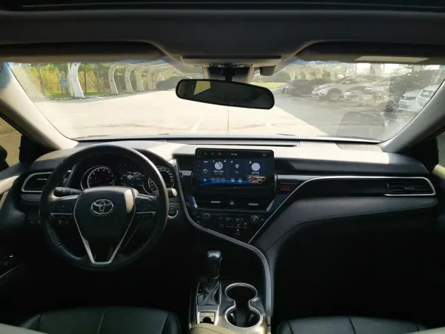 Toyota Camry — Фото автомобиля 19
