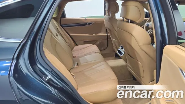 Genesis G80 Бензин 2.5 турбо 2WD — Фото автомобиля 11