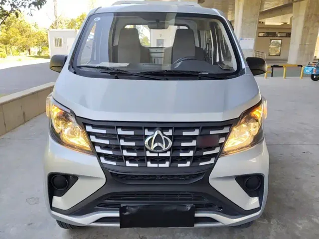 Changan Xingka — Фото автомобиля 2