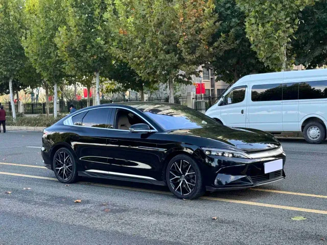 BYD Han — Фото автомобиля 3