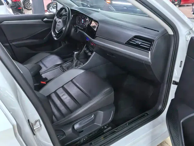 Volkswagen Sagitar — Фото автомобиля 12