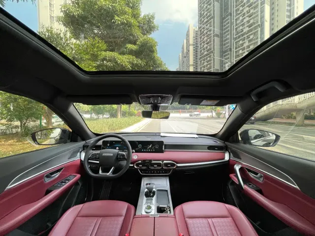 Jetour X70 Plus — Фото автомобиля 12