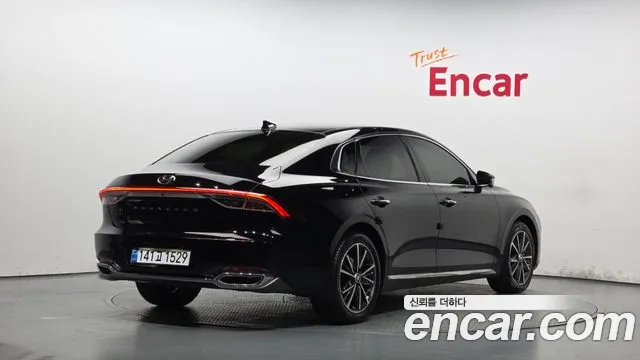 Hyundai Grandeur Новый Grandeur IG — Фото автомобиля 2