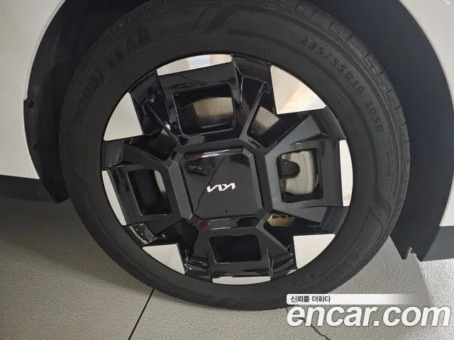 Kia Carnival 4th Gen — Фото автомобиля 3