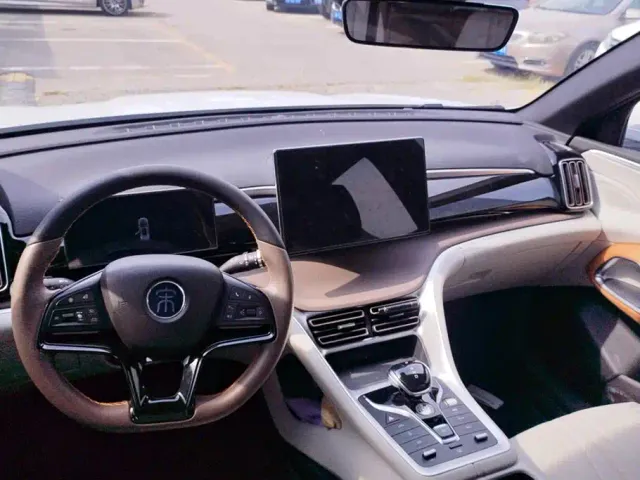 BYD Song Pro — Фото автомобиля 12