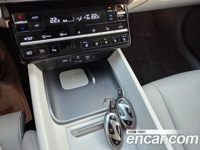 Hyundai Grandeur GN7 — Фото автомобиля 19