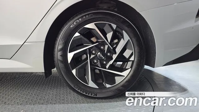 Kia K5 Noblesse — Фото автомобиля 19