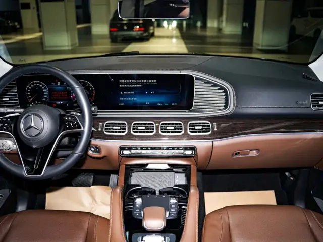 Mercedes-Benz GLE-Class — Фото автомобиля 15