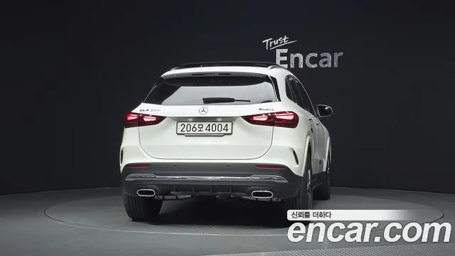 Mercedes-Benz GLA-Class H247 — Фото автомобиля 4