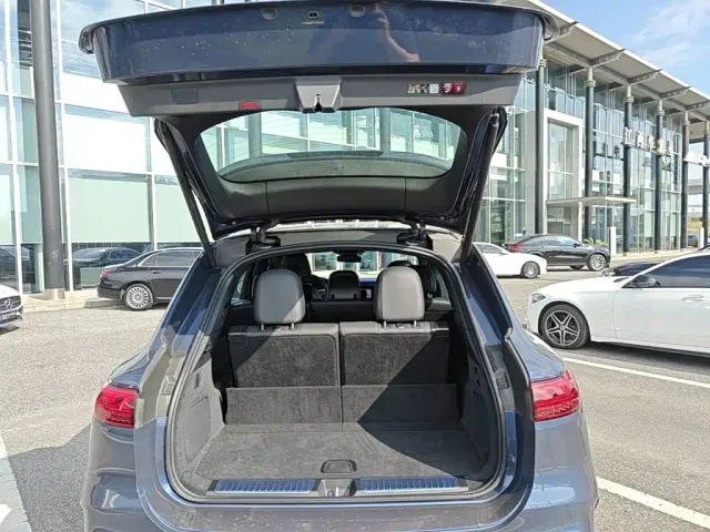 Mercedes-Benz EQS — Фото автомобиля 18