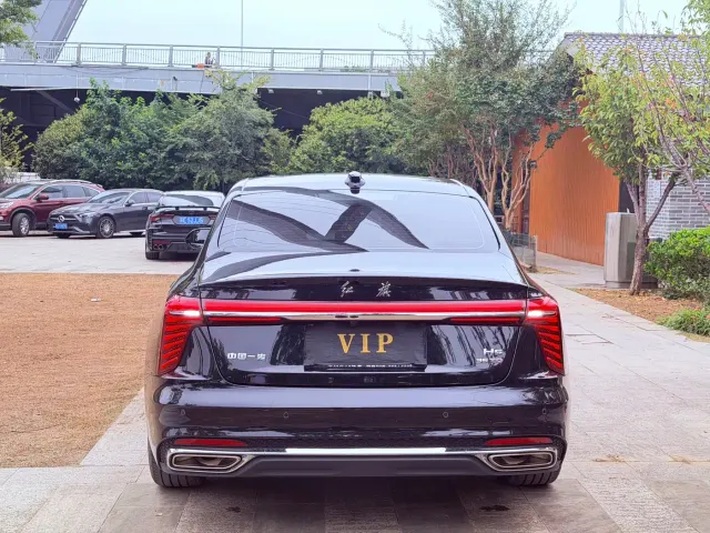 Hongqi H5 — Фото автомобиля 5