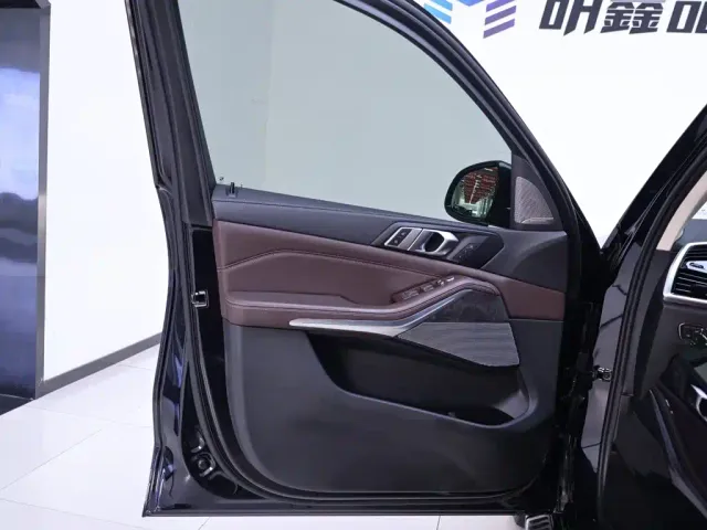 BMW X5 — Фото автомобиля 18