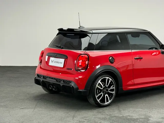 MINI Hatch — Фото автомобиля 18