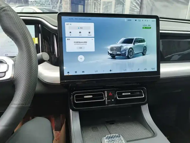 GAC Trumpchi GS8 — Фото автомобиля 12