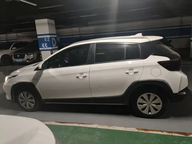 Toyota YARiS L Zhi Xuan — Фото автомобиля 4