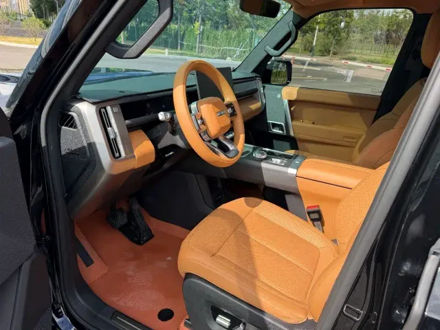 iCAR V27 — Фото автомобиля 9