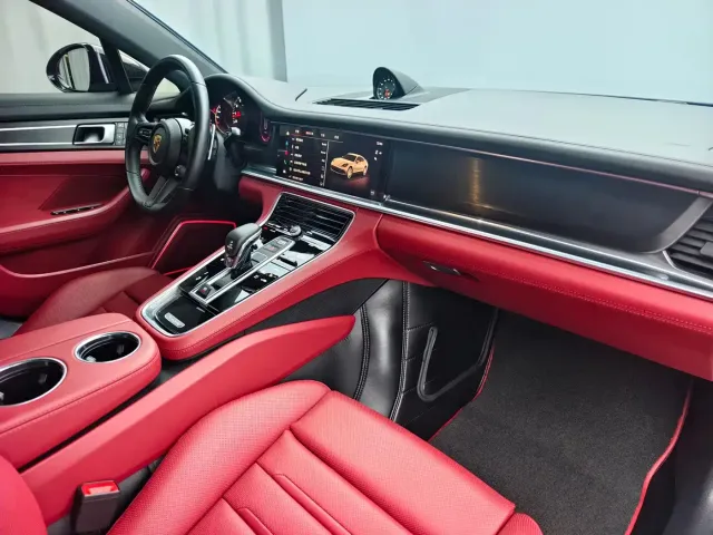 Porsche Panamera — Фото автомобиля 11