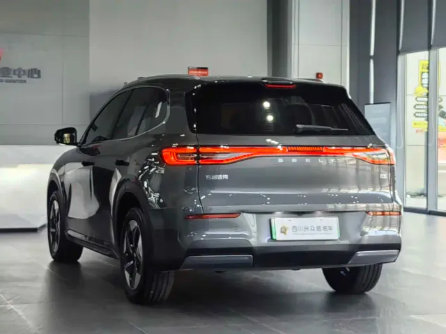 Geely Galaxy E5 — Фото автомобиля 4