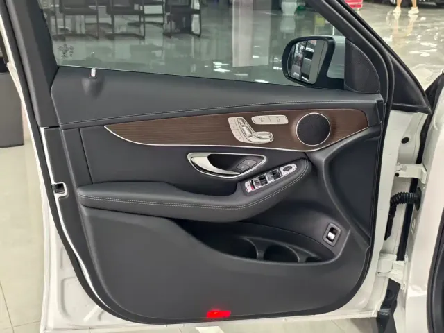 Mercedes-Benz GLC-Class — Фото автомобиля 12