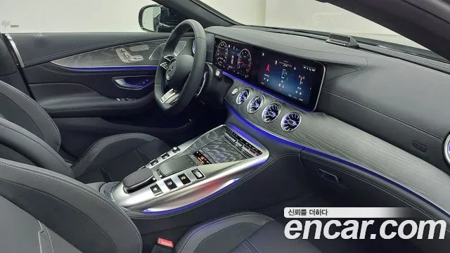 Mercedes-Benz AMG GT 4 двери 43 4MATIC+ — Фото автомобиля 13
