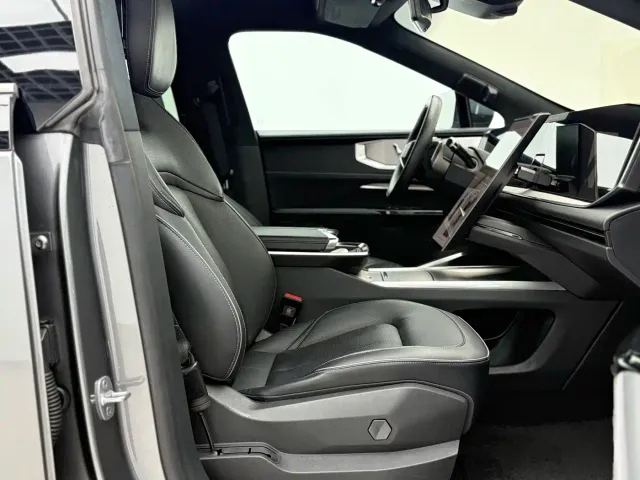 HiPhi HiPhi Y 2023 560km Elite Edition — Фото автомобиля 20